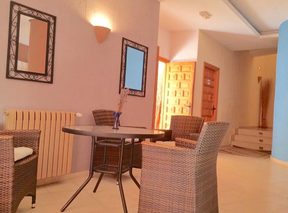Hotel Fuertescusa Екстер'єр фото